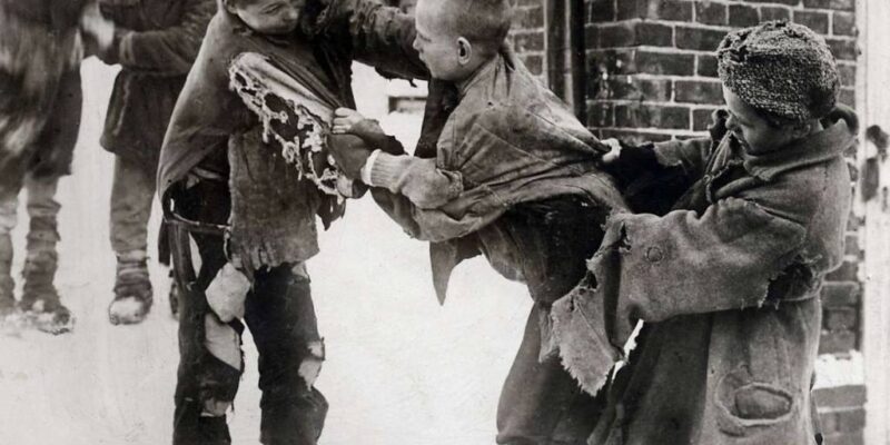 31 мая 1935 года принято постановление ЦК ВКП (б) «О ликвидации детской беспризорности и безнадзорности»